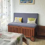 아파트 Proche Port Et Plages, Au Calme