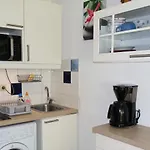 아파트 Proche Port Et Plages, Au Calme 히에레