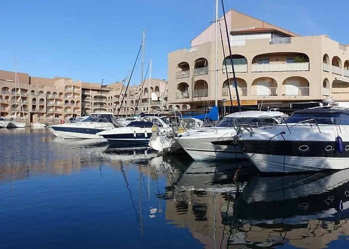 Proche Port Et Plages, Au Calme *